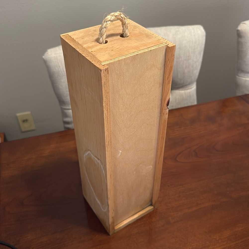 Wooden Wine or Storage Box with Rope Handle‎